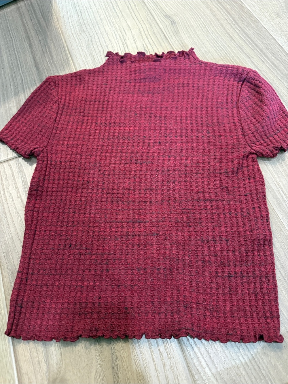 Forever 21 Ribbed Lettuce-Edge Mock Neck Tee in Burgundy